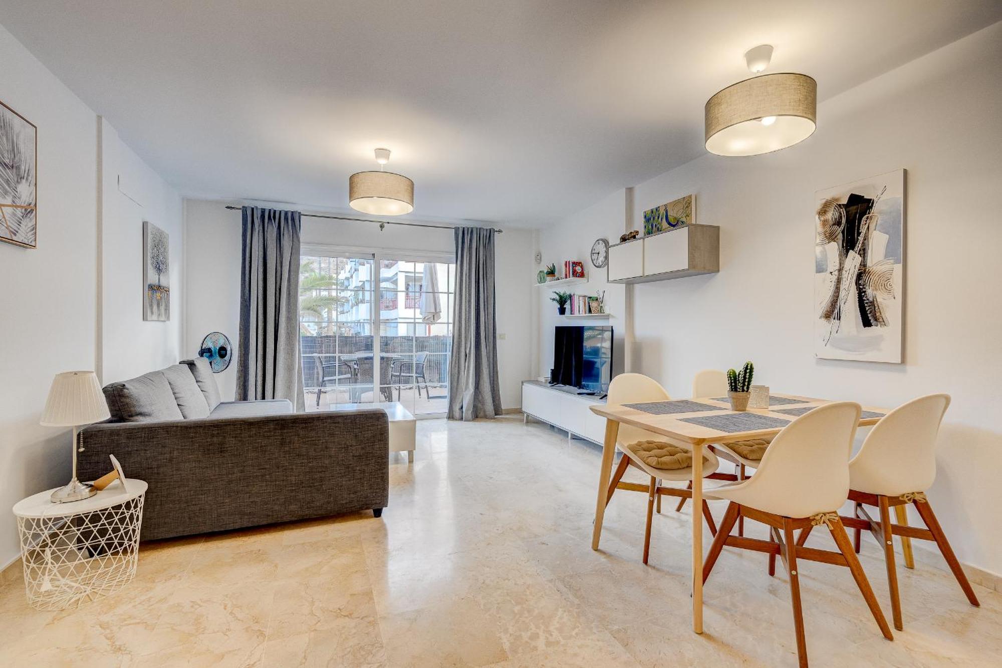 Paraiso Palm Mar Beautiful & Bright Renovated Apartment With Air Conditioning Exterior photo