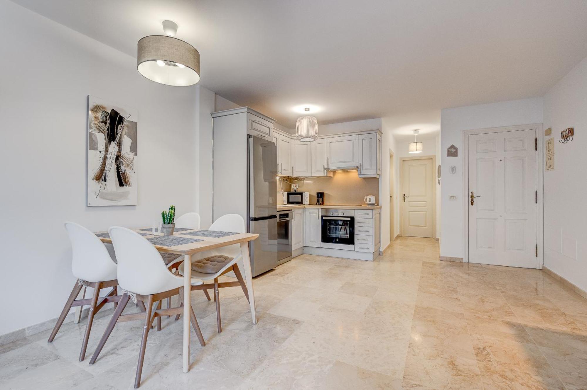 Paraiso Palm Mar Beautiful & Bright Renovated Apartment With Air Conditioning Exterior photo
